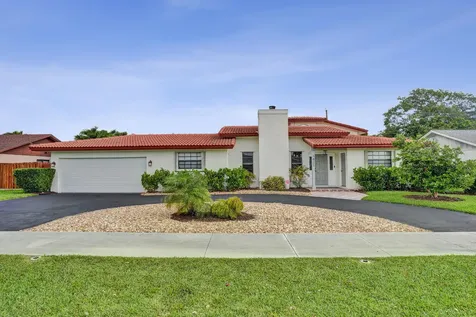 1821 NW 43rd Street Oakland Park FL 33309