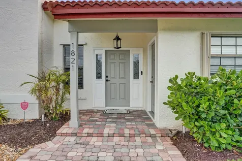 1821 NW 43rd Street Oakland Park FL 33309
