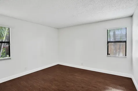 1821 NW 43rd Street Oakland Park FL 33309