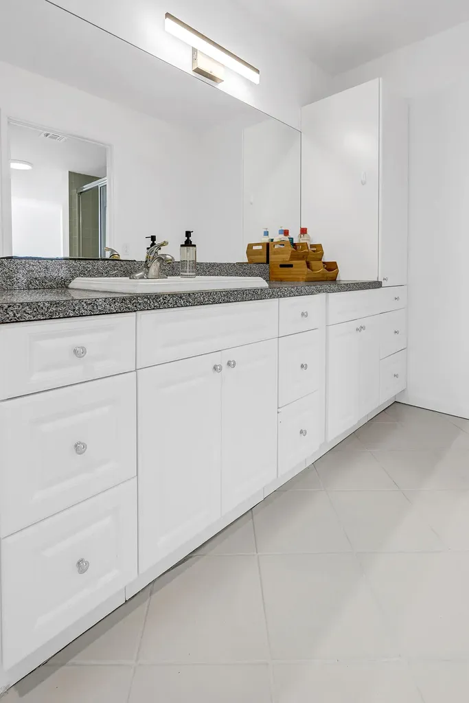 5749 Camino Del Sol Boca Raton FL 33433