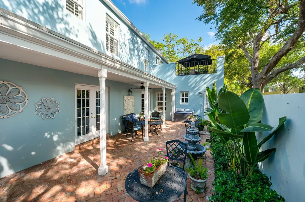 5926 Bartram Street Boca Raton FL 33433
