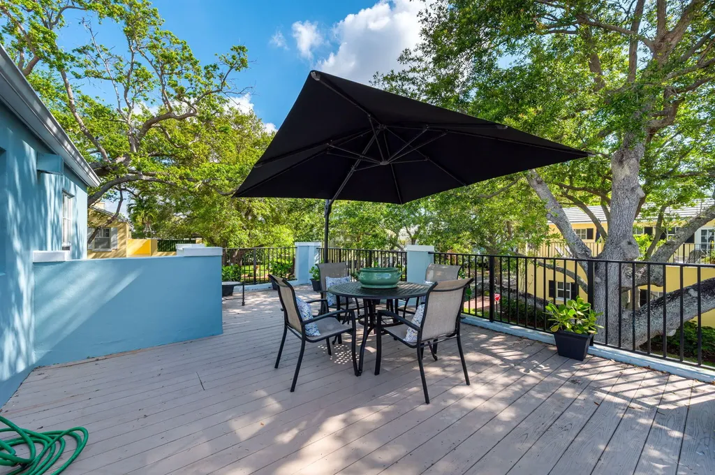 5926 Bartram Street Boca Raton FL 33433
