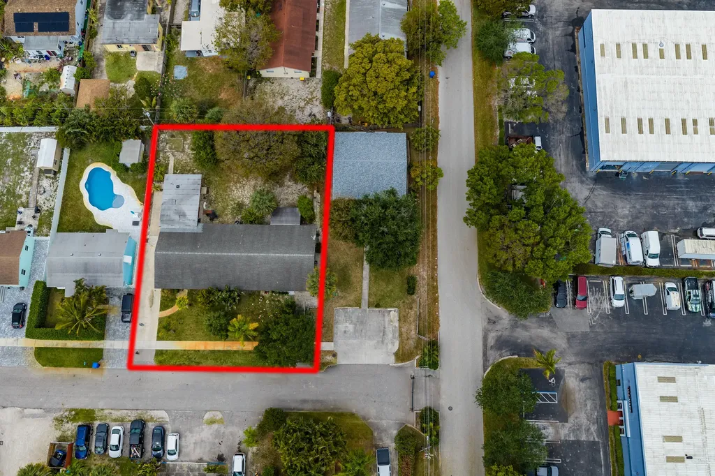 723 N 7th Street Lantana FL 33462