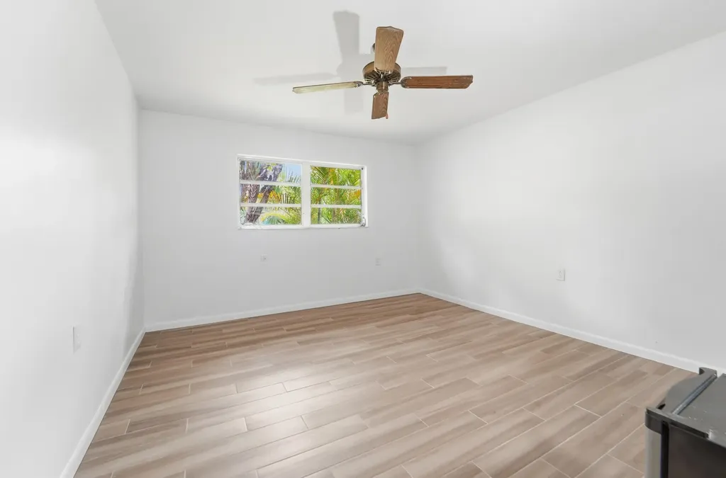 723 N 7th Street Lantana FL 33462
