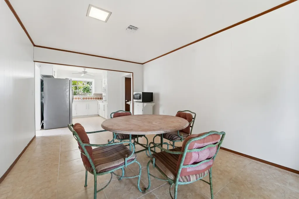 723 N 7th Street Lantana FL 33462