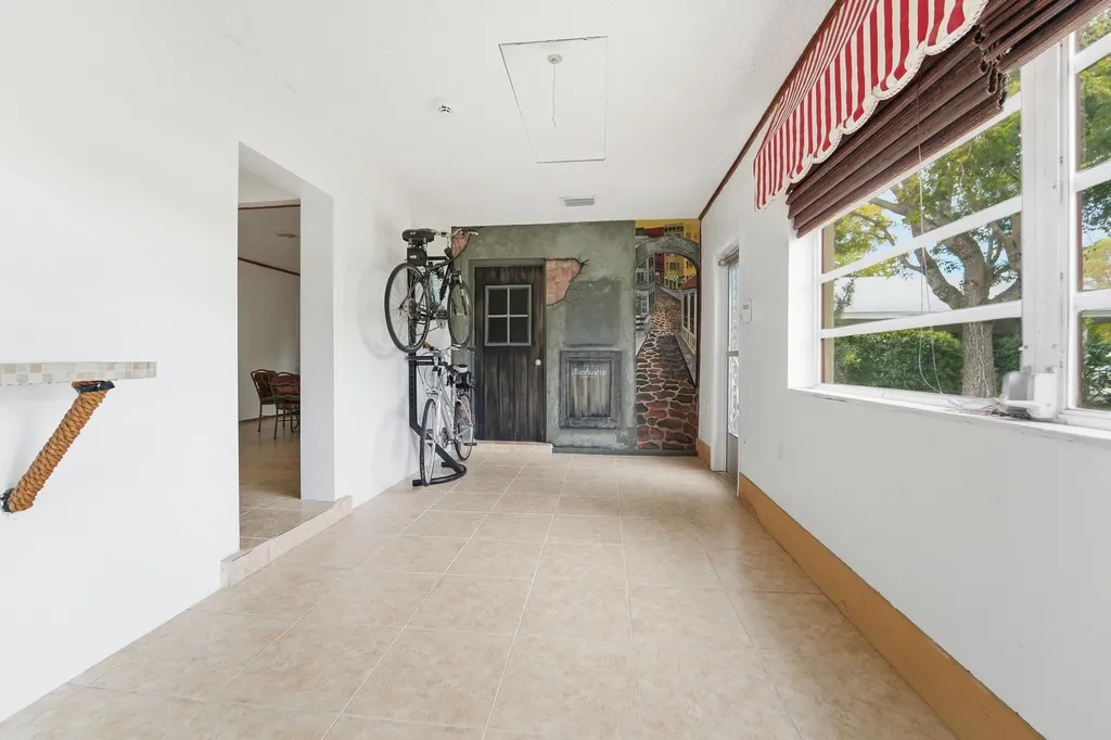 723 N 7th Street Lantana FL 33462