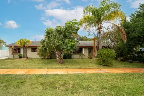 723 N 7th Street Lantana FL 33462