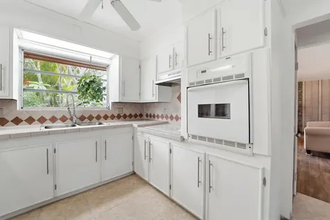 723 N 7th Street Lantana FL 33462