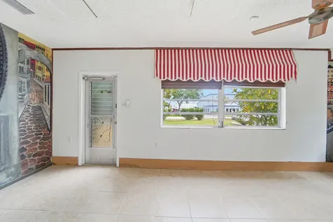 723 N 7th Street Lantana FL 33462