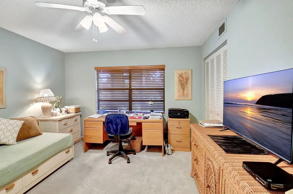 15 Stratford Drive Boynton Beach FL 33436