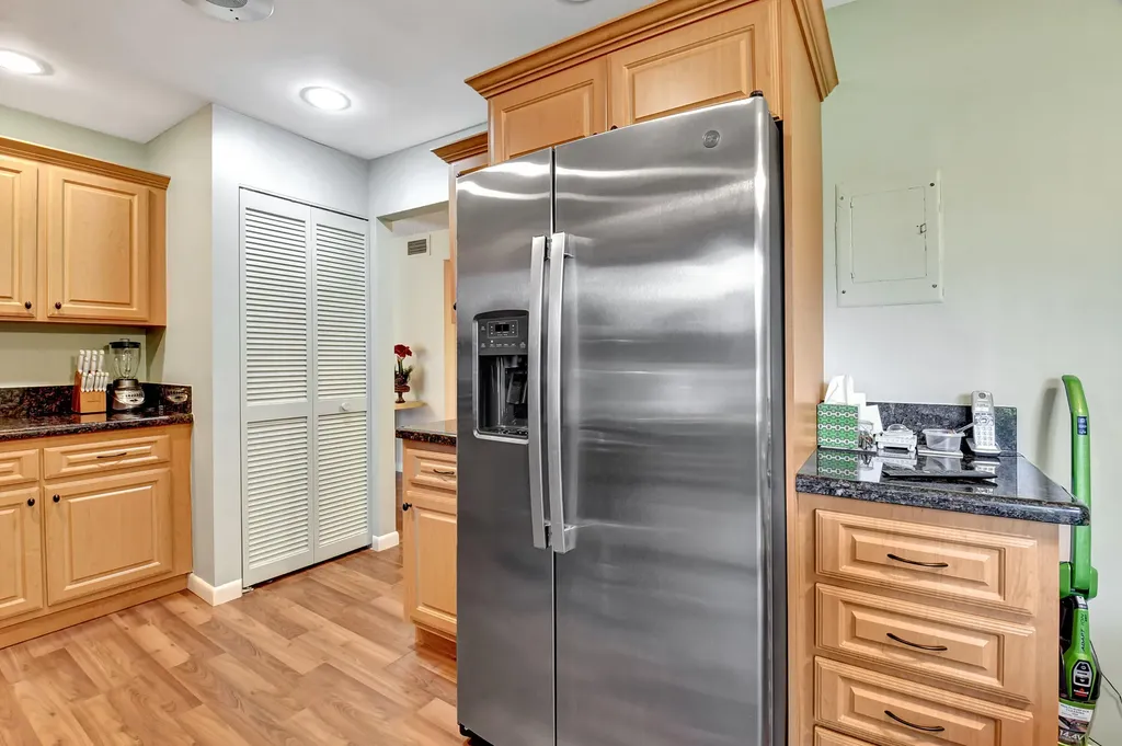 15 Stratford Drive Boynton Beach FL 33436