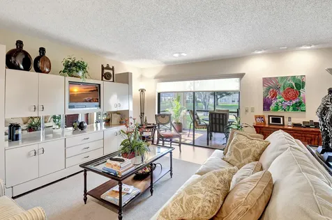 15 Stratford Drive Boynton Beach FL 33436