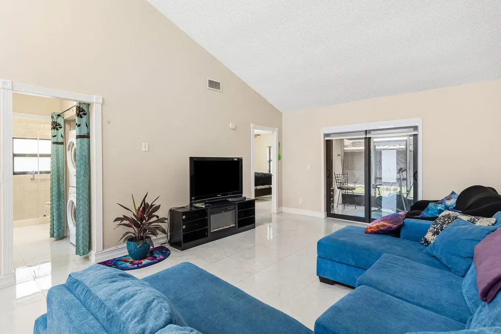 1875 Abbey Road West Palm Beach FL 33415