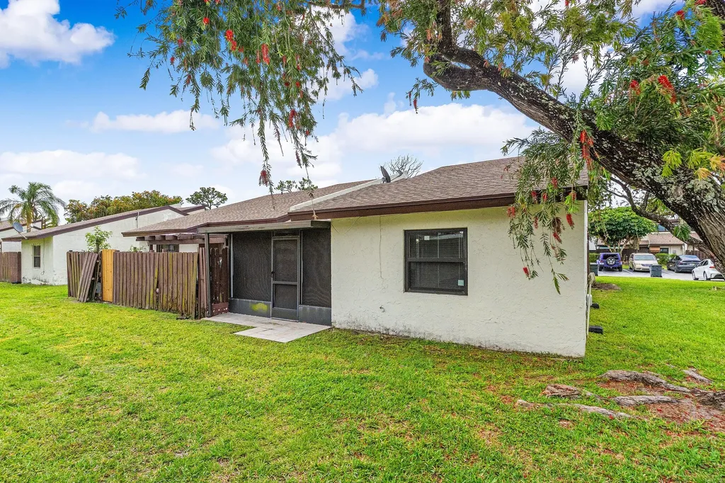 1875 Abbey Road West Palm Beach FL 33415