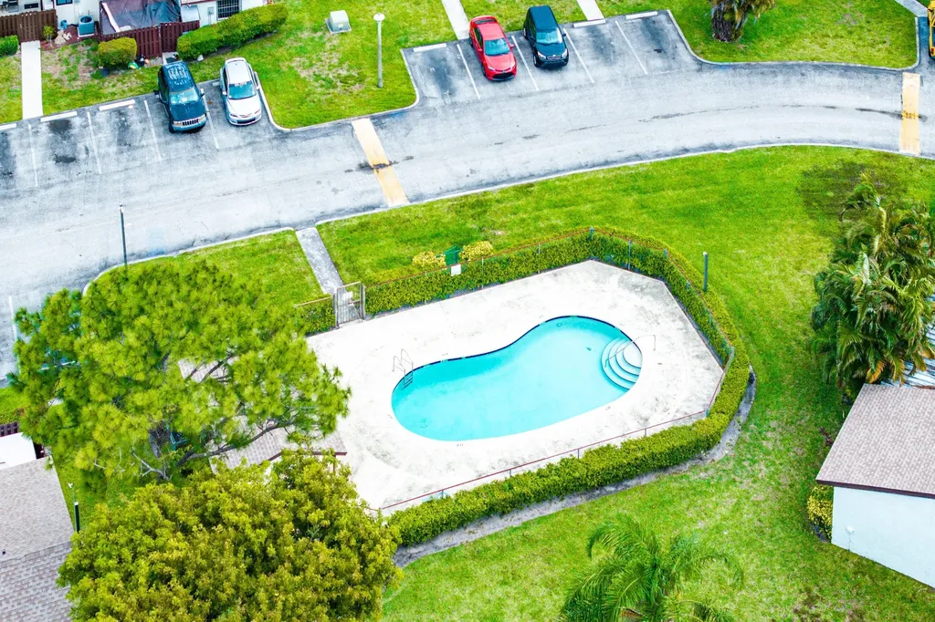 1875 Abbey Road West Palm Beach FL 33415