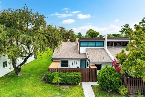 1875 Abbey Road West Palm Beach FL 33415