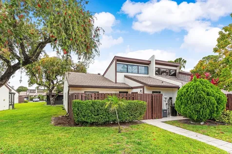 1875 Abbey Road West Palm Beach FL 33415
