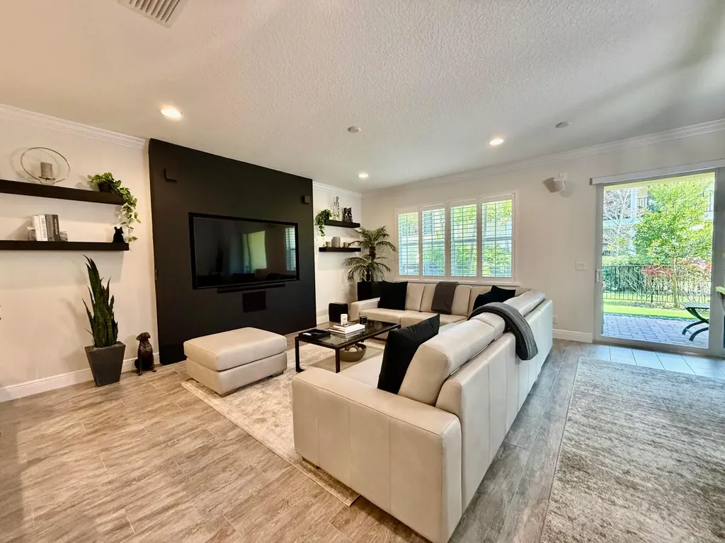 168 Crape Myrtle Lane Wellington FL 33414