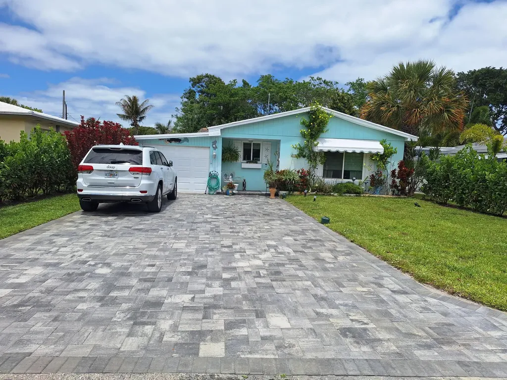 217 SE 2nd Avenue Boynton Beach FL 33435