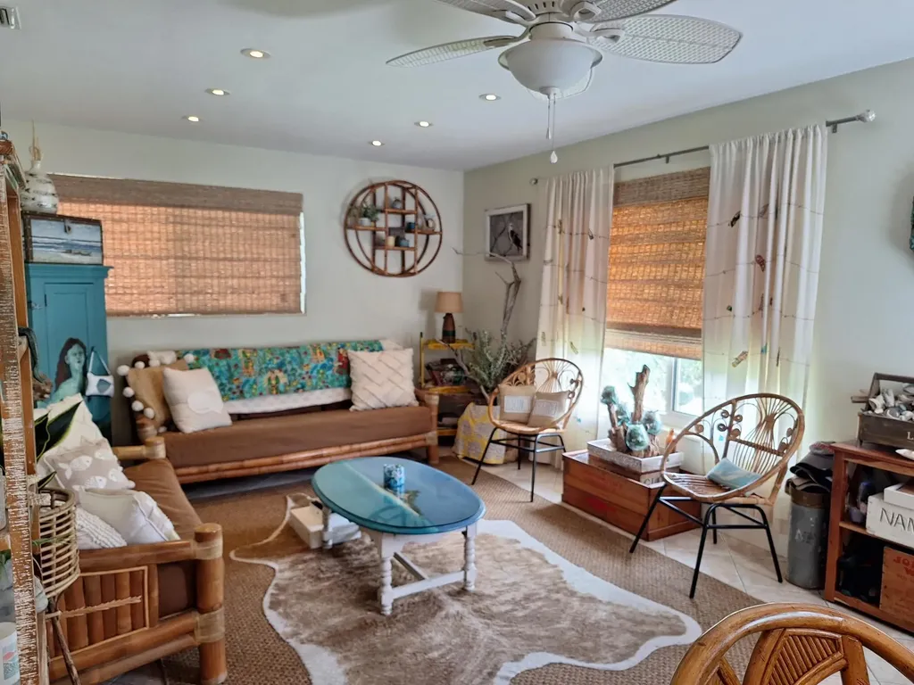 217 SE 2nd Avenue Boynton Beach FL 33435