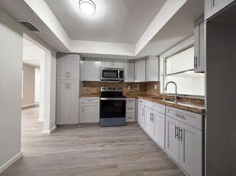 820 NW 78th Avenue Pembroke Pines FL 33024