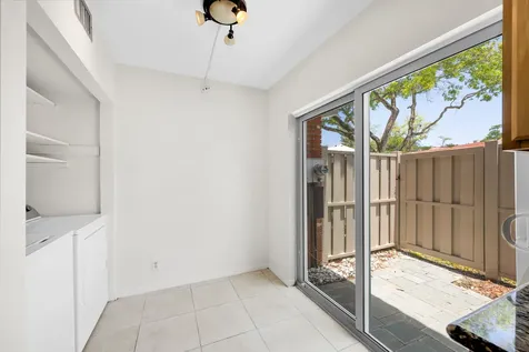 16 NE 20th Court Wilton Manors FL 33305