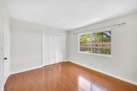 16 NE 20th Court Wilton Manors FL 33305