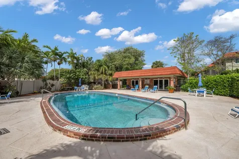 16 NE 20th Court Wilton Manors FL 33305