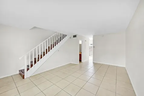 16 NE 20th Court Wilton Manors FL 33305