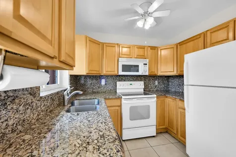 16 NE 20th Court Wilton Manors FL 33305