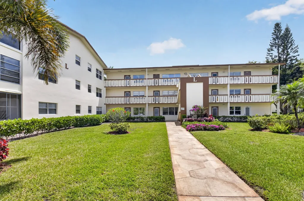 474 Mansfield L Boca Raton FL 33434