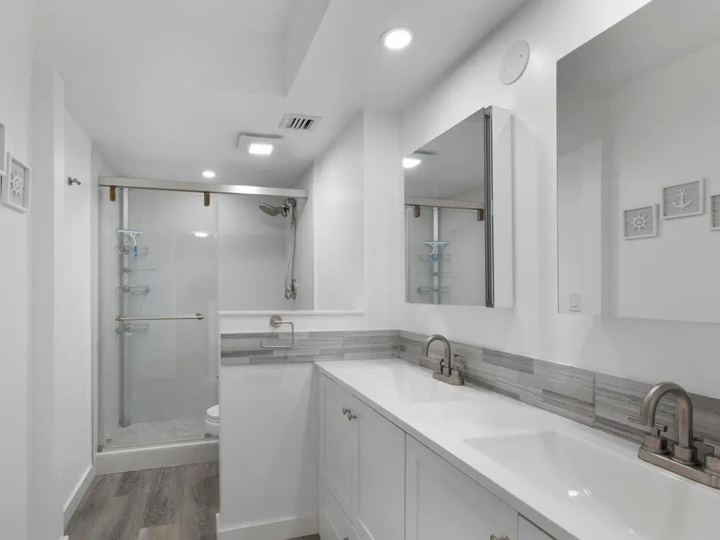 955 Egret Circle Delray Beach FL 33444