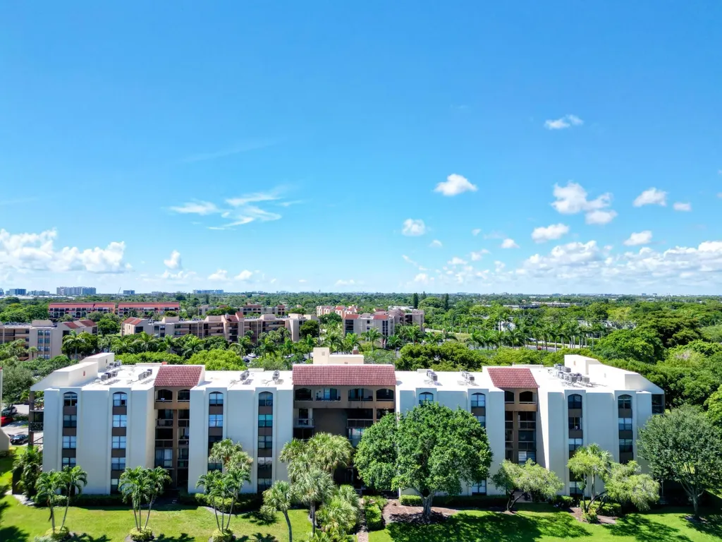 955 Egret Circle Delray Beach FL 33444