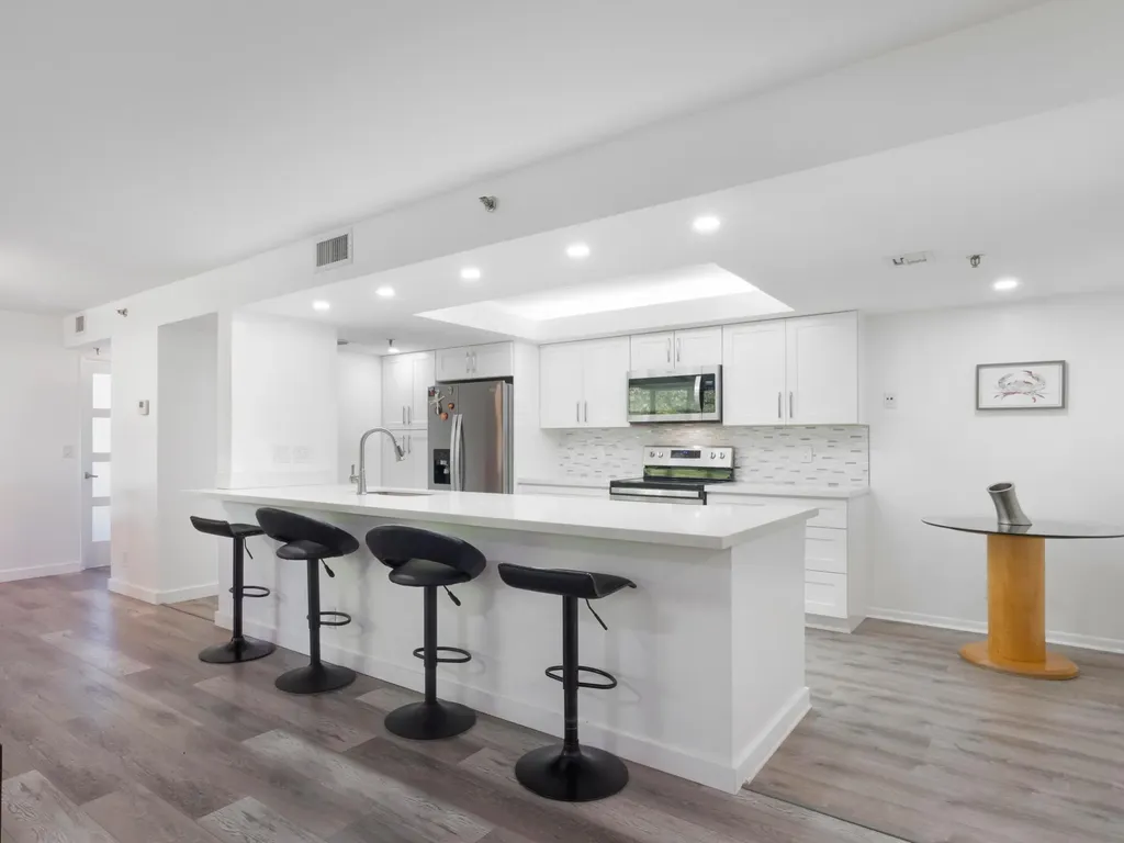955 Egret Circle Delray Beach FL 33444