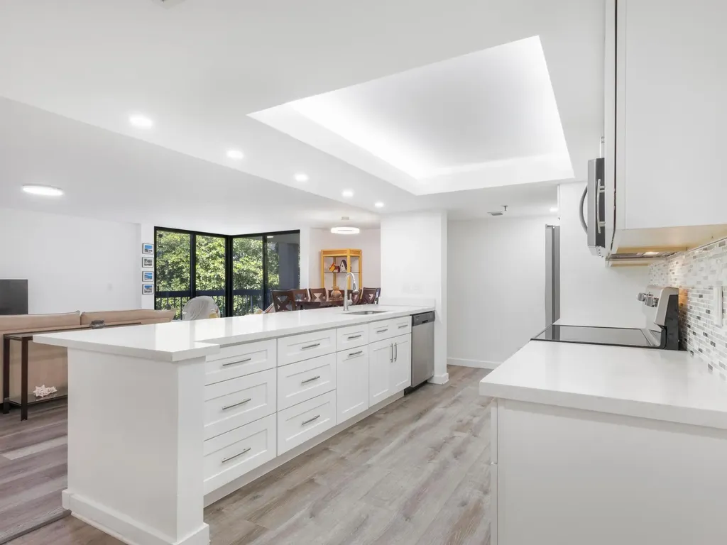 955 Egret Circle Delray Beach FL 33444