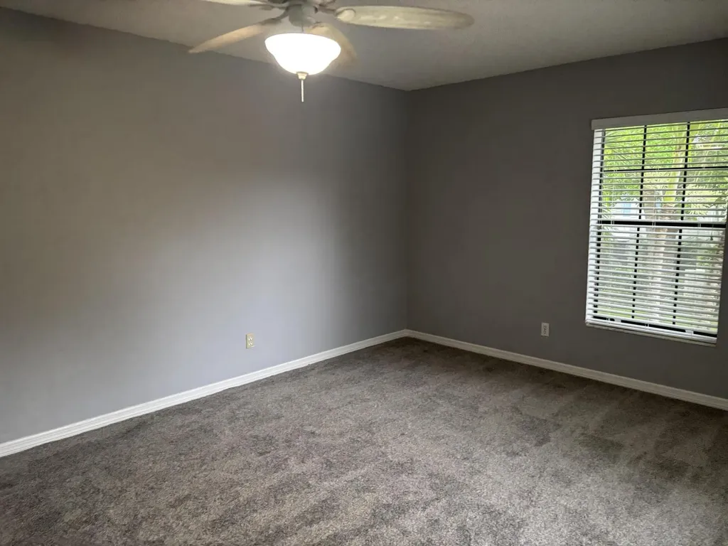 352 Prestwick Circle Palm Beach Gardens FL 33418
