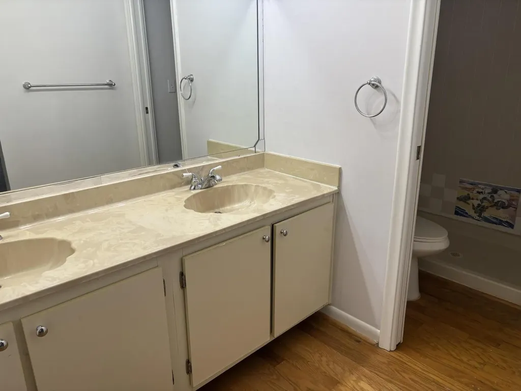 352 Prestwick Circle Palm Beach Gardens FL 33418