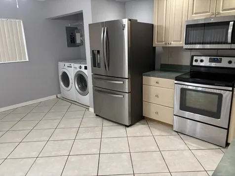 352 Prestwick Circle Palm Beach Gardens FL 33418