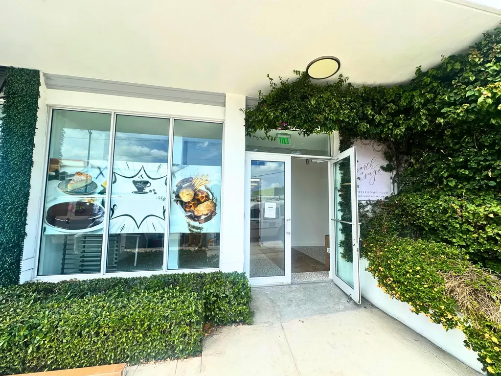 5505 S Dixie Highway West Palm Beach FL 33405
