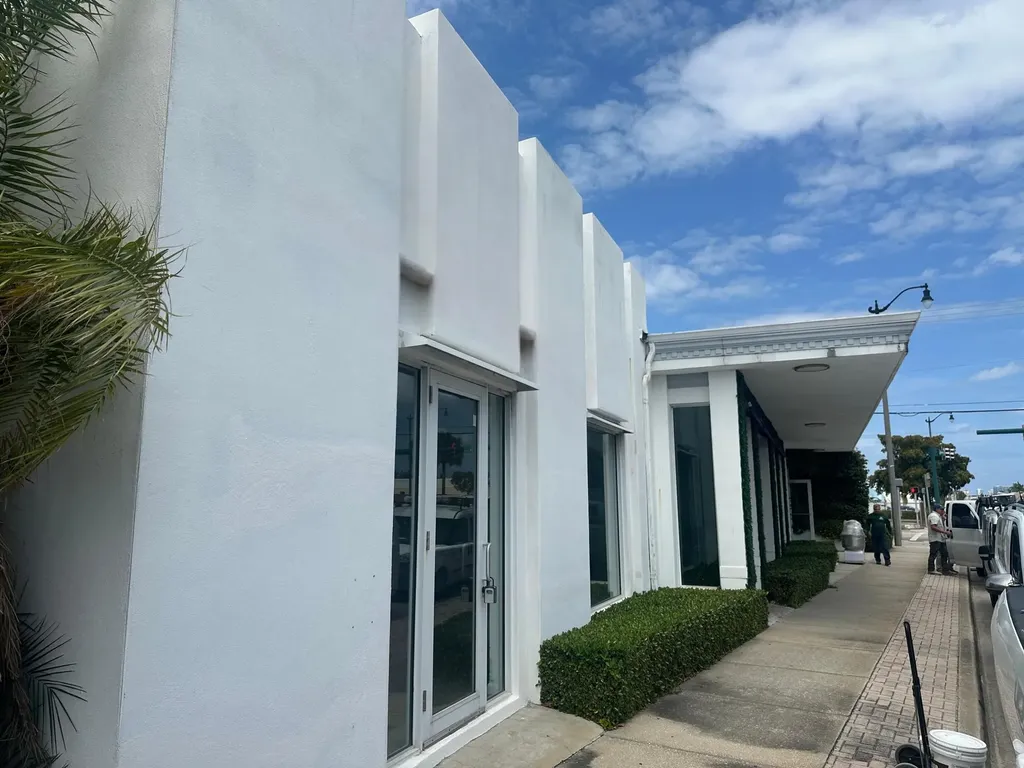 5505 S Dixie Highway West Palm Beach FL 33405
