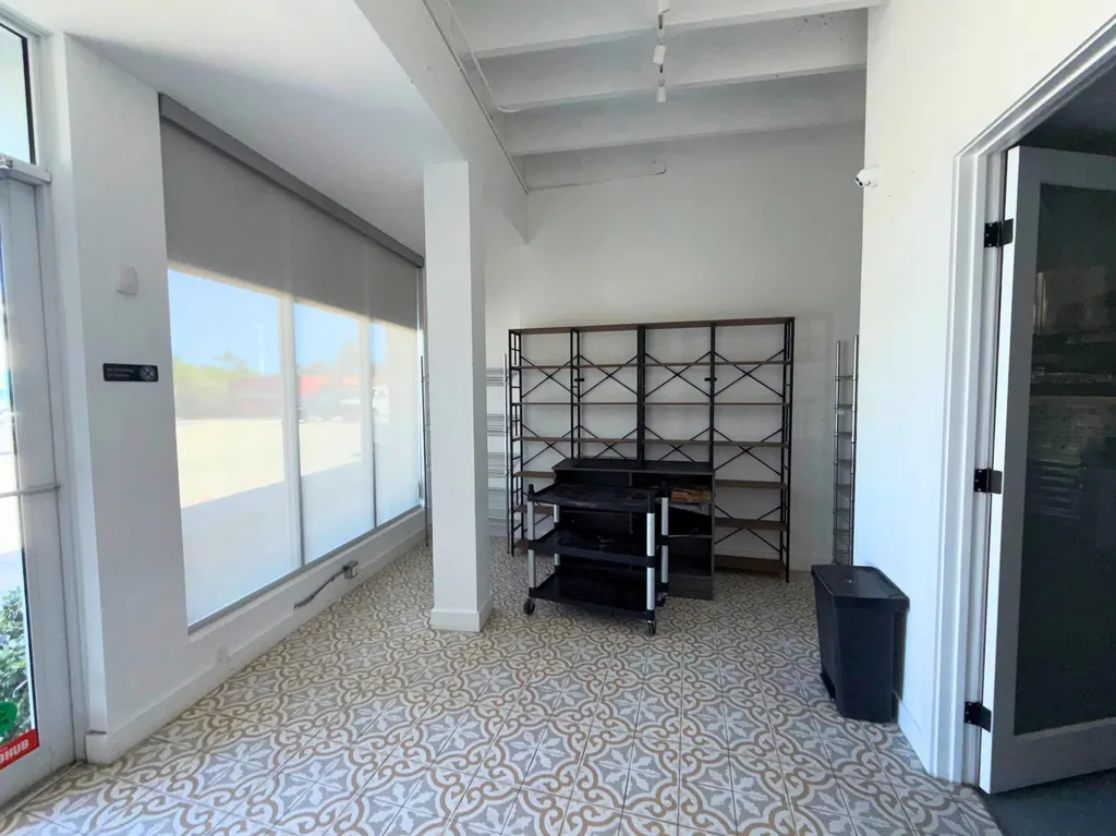 5505 S Dixie Highway West Palm Beach FL 33405