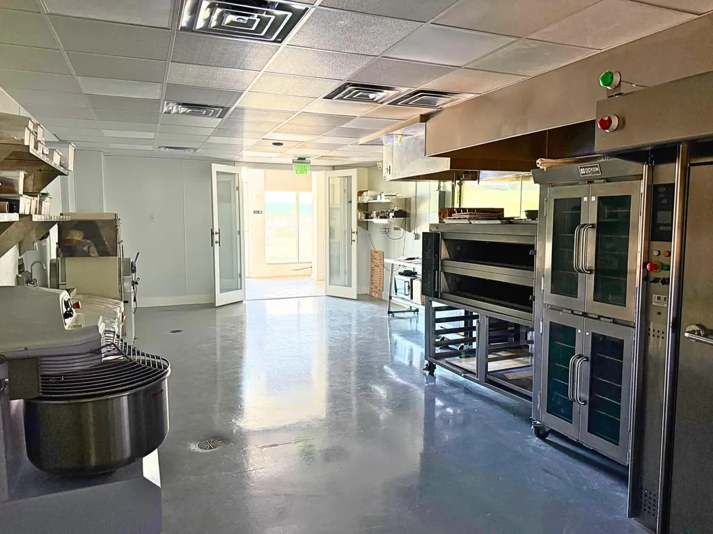 5505 S Dixie Highway West Palm Beach FL 33405