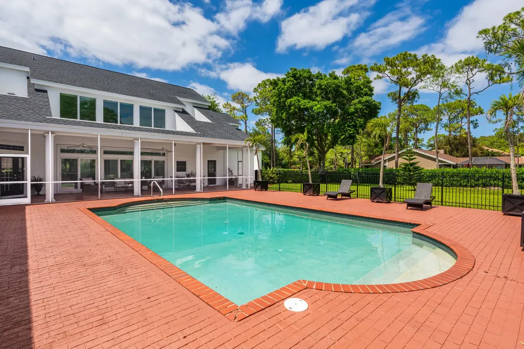 14990 Horseshoe Trace Wellington FL 33414