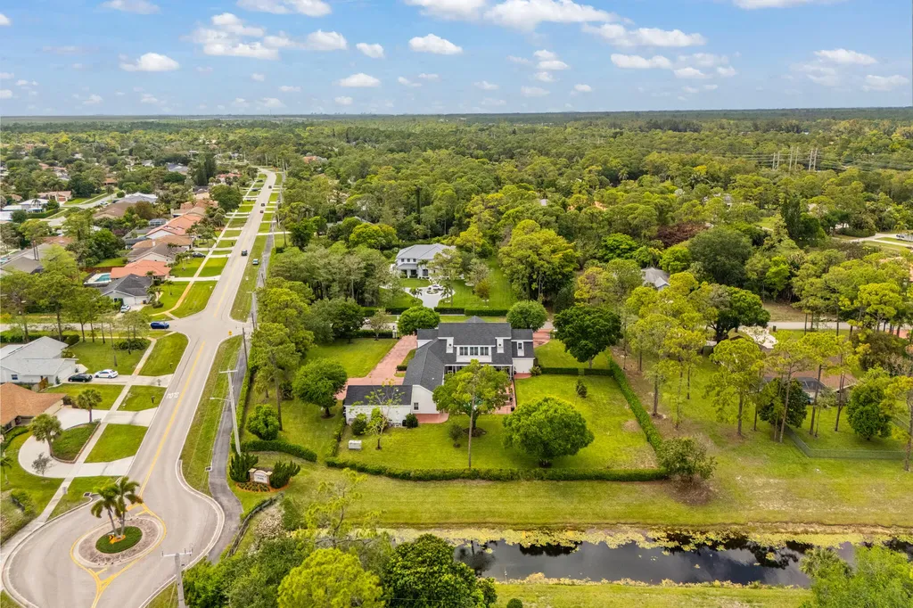 14990 Horseshoe Trace Wellington FL 33414