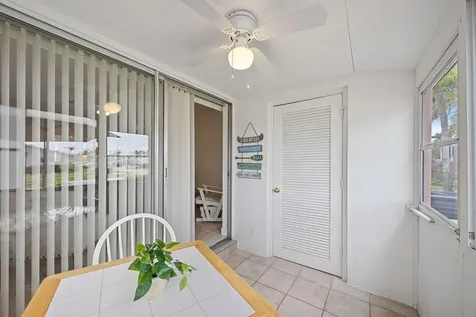 2691 Dudley Drive Drive E West Palm Beach FL 33415