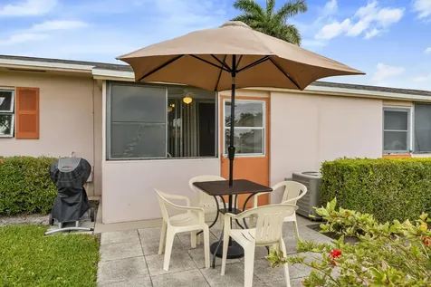 2691 Dudley Drive Drive E West Palm Beach FL 33415