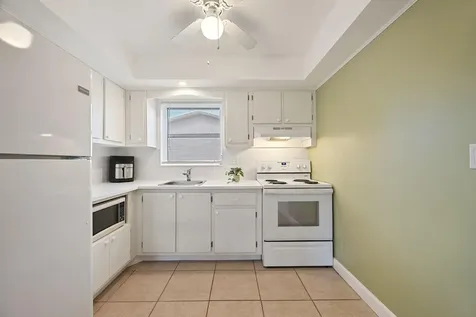 2691 Dudley Drive Drive E West Palm Beach FL 33415