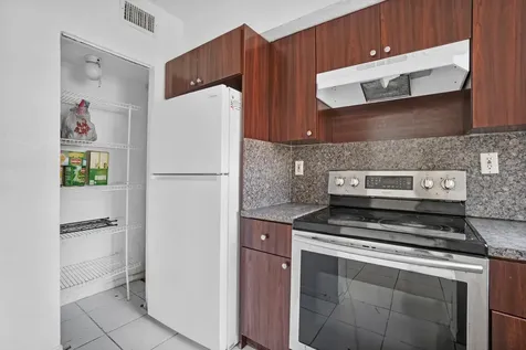 306 NW 84th Terrace Miami FL 33150