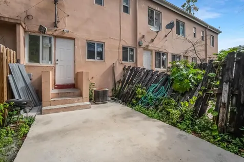 306 NW 84th Terrace Miami FL 33150