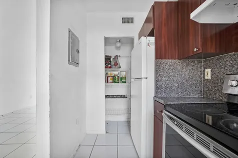306 NW 84th Terrace Miami FL 33150